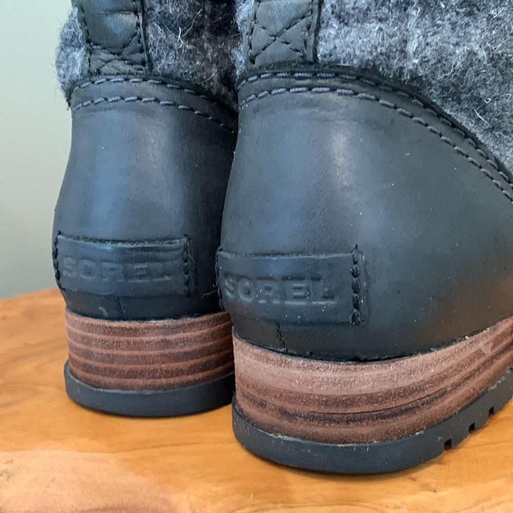 Sorel Major Carly Winter Boots Black Gray Leather NL2324-010 Mid Calf 7.5 - Picture 5 of 10